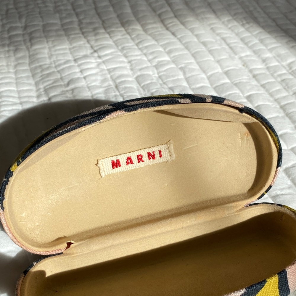 Marni Pink Sunglasses - Picture 6 of 11